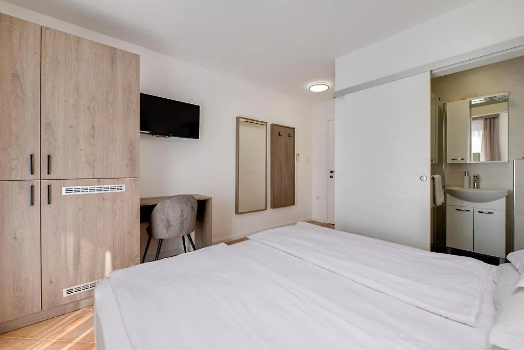 באסקה Bed & Breakfast Dosen