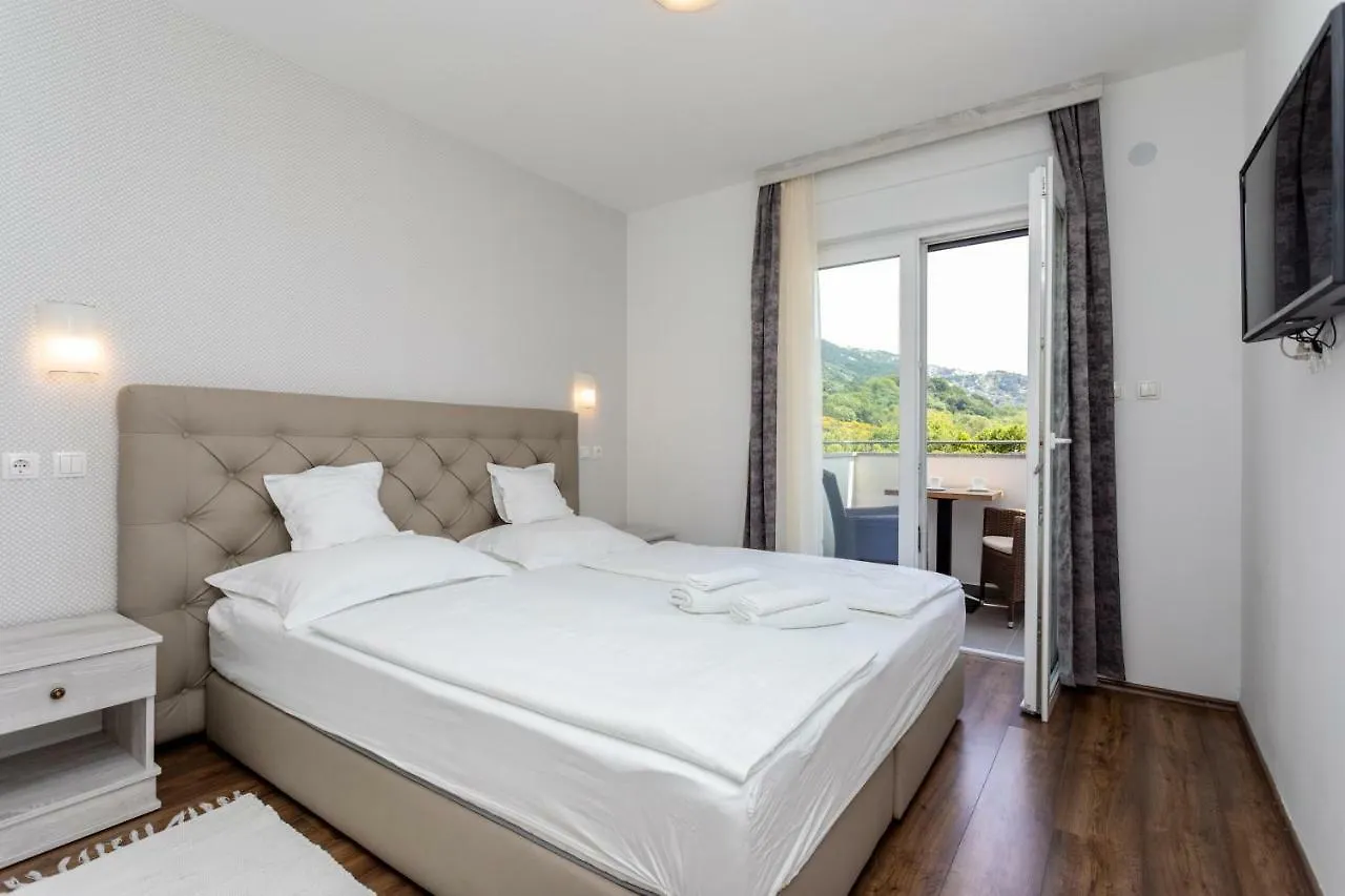Bed & Breakfast Dosen Baska