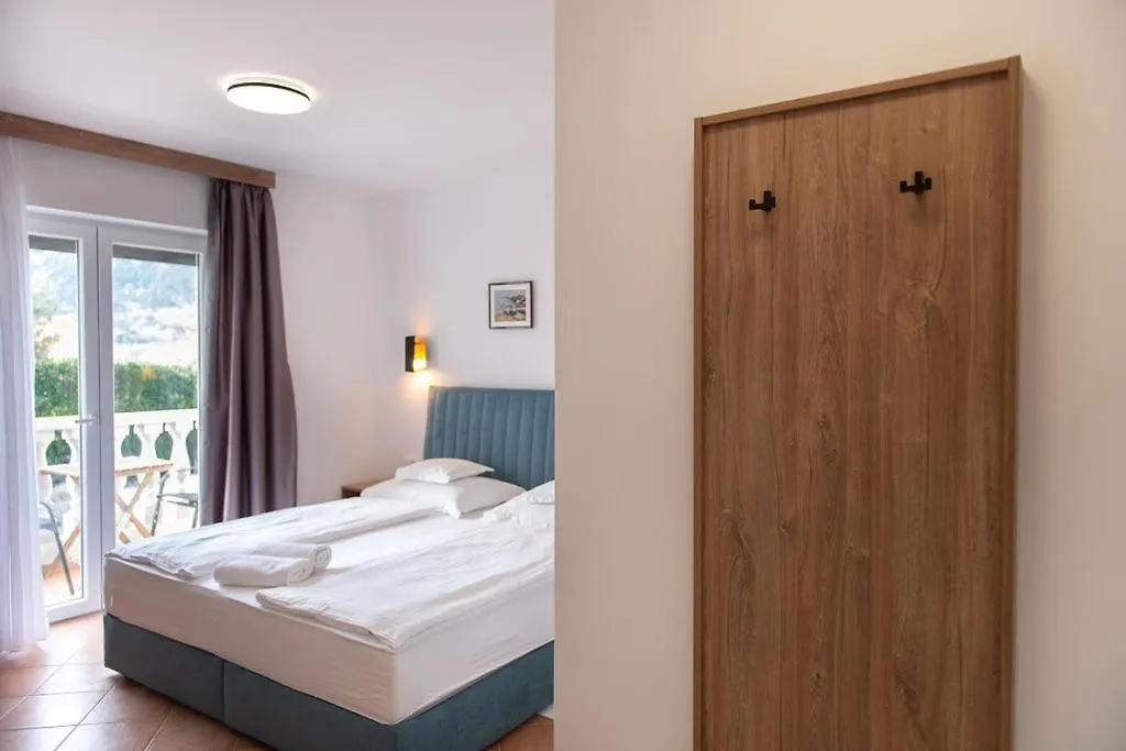באסקה Bed & Breakfast Dosen